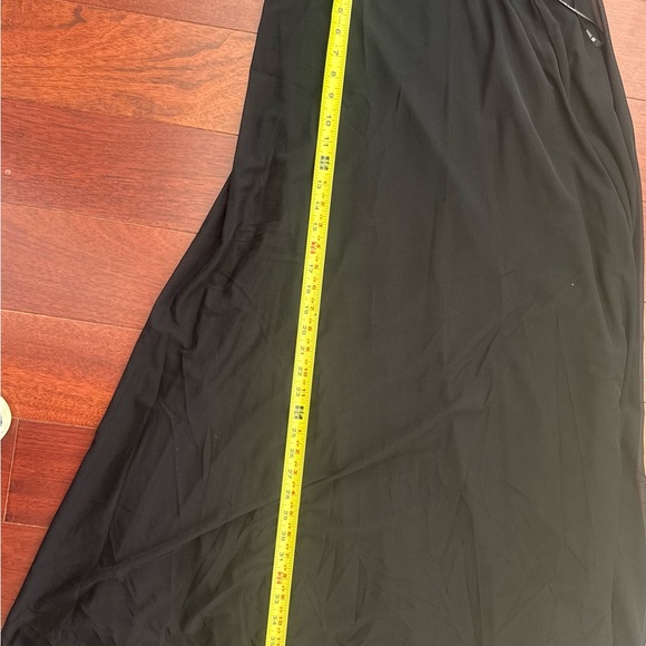 Tadashi Shoji Black A-Line Skirt Size 8 - Picture 7 of 7